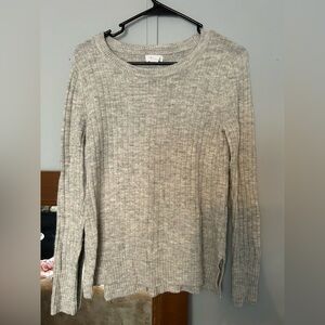 Cozy Light Gray Women's Crew Neck Sweater